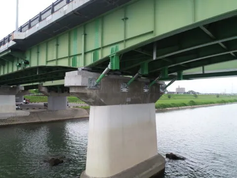令和2年度宮崎大橋（下り・P4～P7）耐震補強・補修工事 の現場写真