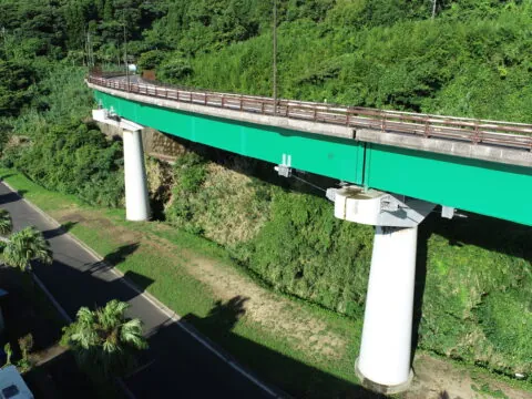 令和3年度日南大橋橋梁塗装・補修（その2）工事 の現場写真