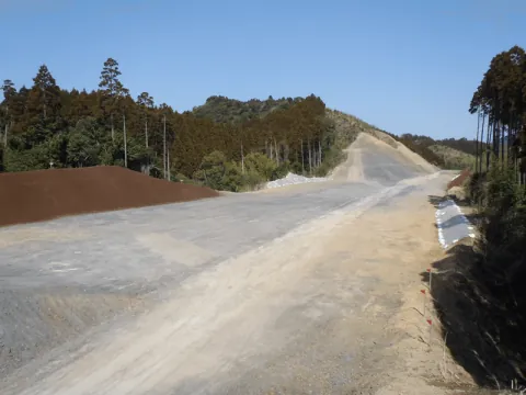 東九州道(北郷~日南)大藤地区改良外工事 の現場写真