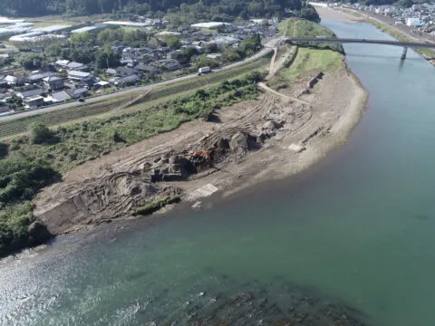 令和６年度大淀川下流部河道掘削外維持管理工事 の現場写真