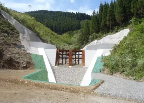 東九州道(清武~北郷)鏡洲椿山地区改良外工事 の現場写真