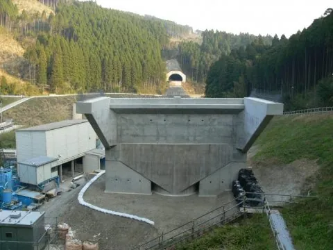 東九州道(清武~北郷)水無川橋下部工(A2)外工事 の現場写真