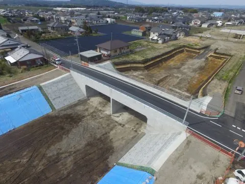宮崎10号蓑原地区第5号函渠設置外工事 の現場写真