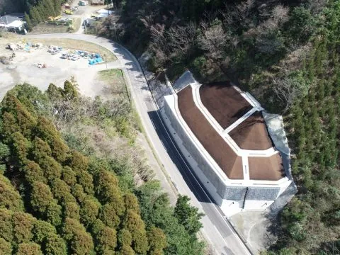 第164号合子ヶ谷尾脇線道路災害復旧工事 の現場写真