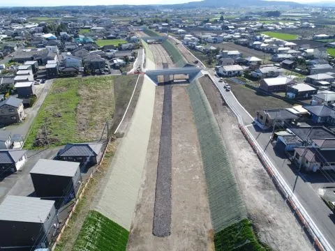 宮崎10号蓑原地区第3号函渠設置外工事 の現場写真